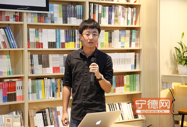 以光为名清新人像摄影沙龙活动在学友城市书