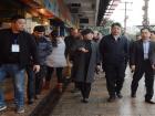 郭锡文、梁伟新检查春节市场供应和安全生产工作
