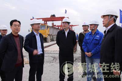 春节不停工,书记、市长走访慰问重点企业和项