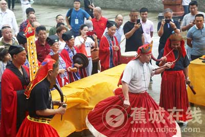 霍童鹤林宫举行祈福法会