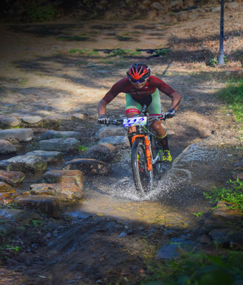 感受霍童溪畔的“速度与激情”