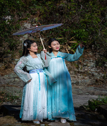 看千年茶马古道 演绎长歌爱别离