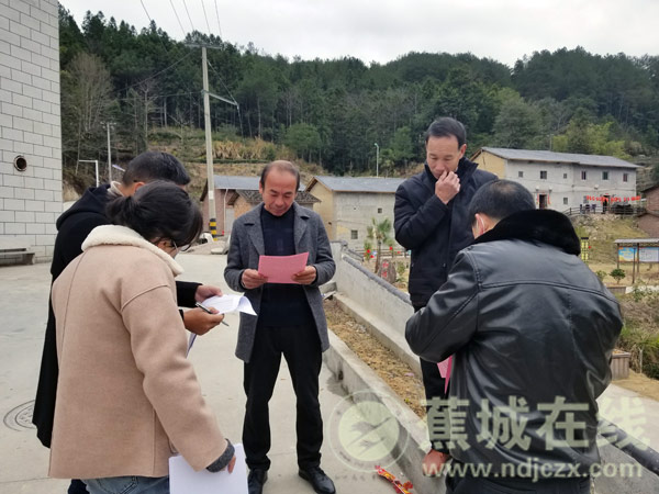 洪州村人口_人口老龄化(3)
