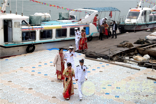 齊新動做冒險大年夜做《暗中吸喚者(Dark Summoner)》尾支預報片公布