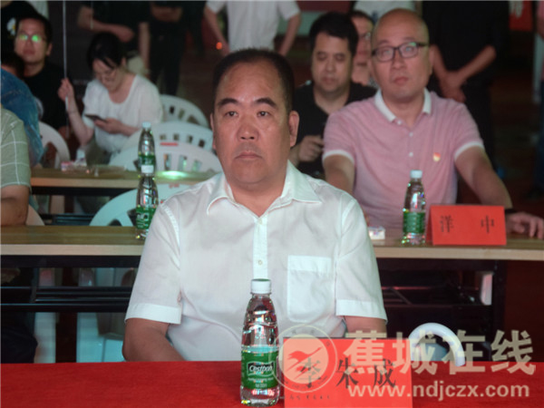 高檔時尚的服裝文案簡短（氣質服裝文案）