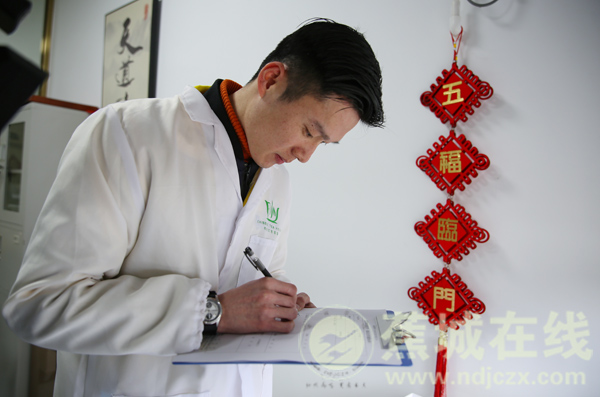 贾樟柯谈选角标准 称不赞同演艺人员实行持证上岗