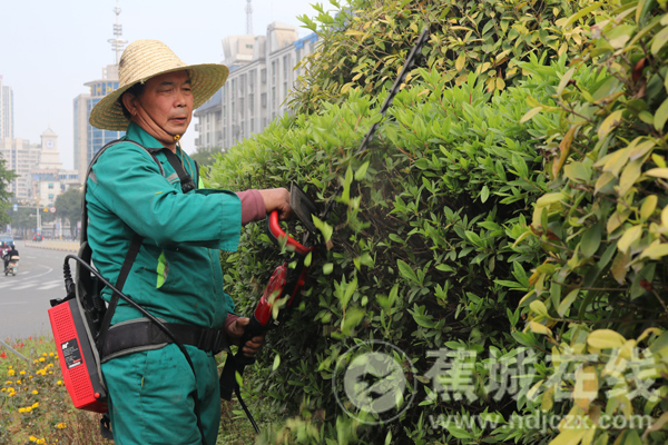 林志玲发六个感谢庆47岁生日 怼脸自拍精致美丽