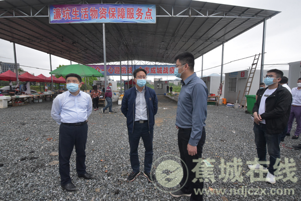 50岁歌手刀郎近照曝光 发福明显自嘲进入老年状态