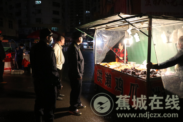 林志玲罕与日籍老公拍大片破婚变传言 秀出性感香肩