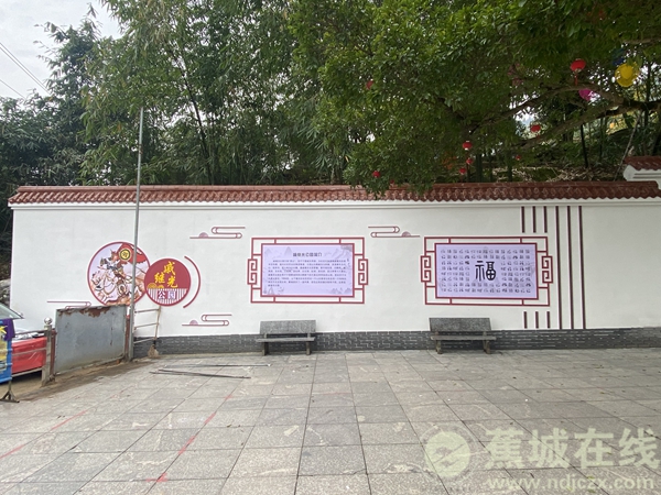 胡可晒与沙溢结婚十年对比照：你们觉得军艺校草变化大吗？