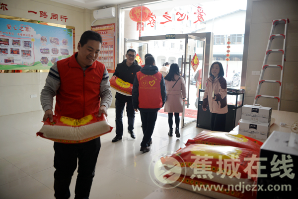 宁德人民医院开展“学雷锋 文明实践我行动”志愿服务活动