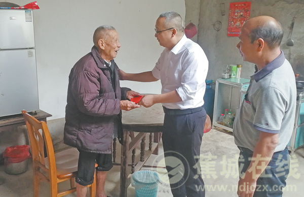 情暖社区！这个重阳敬老主题活动“很实在”