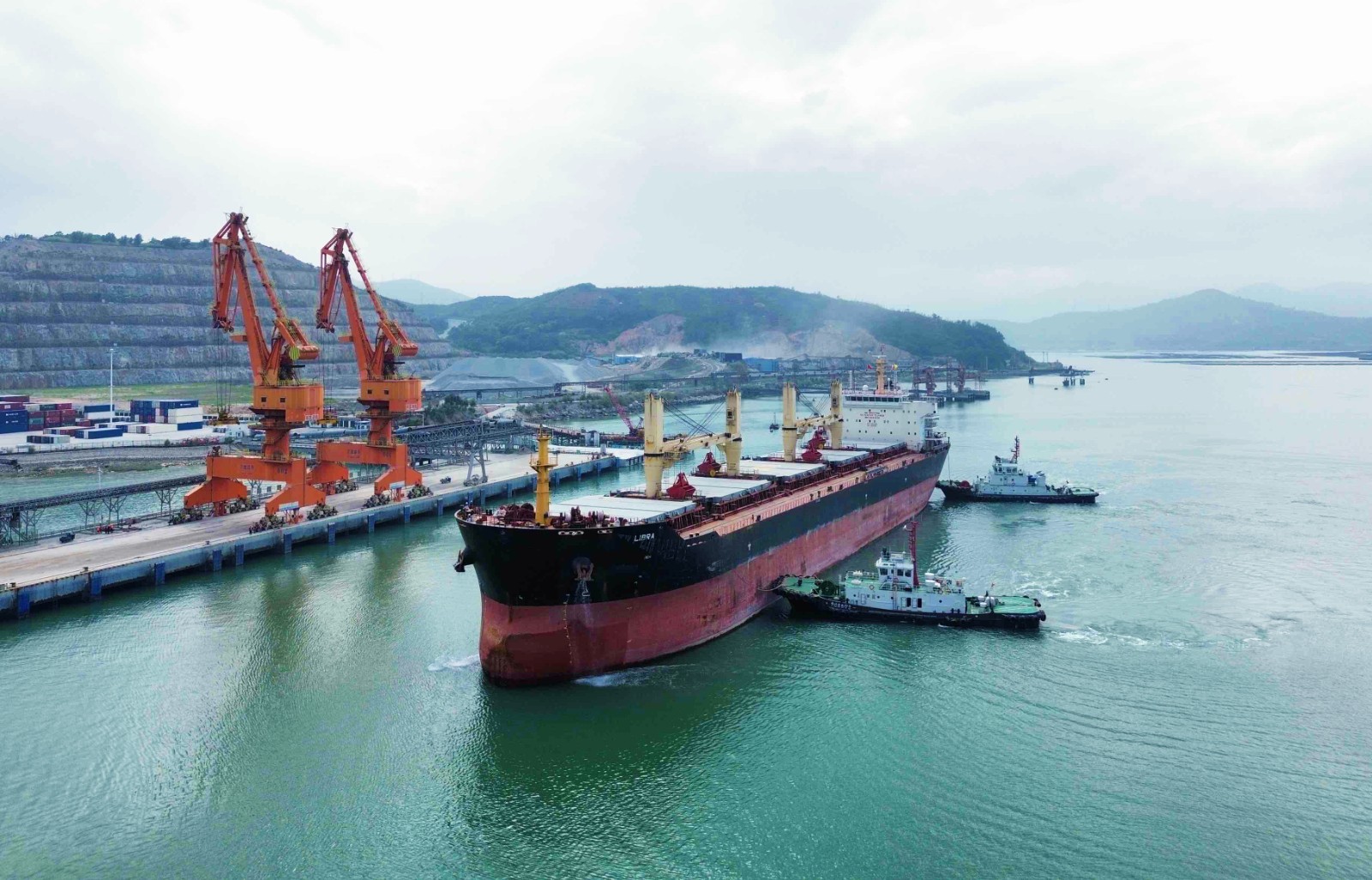 宁德港口开辟散货出口美洲新通道