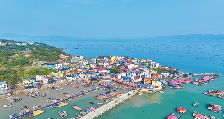 蕉城三都虾荡尾村：连家船民上岸村的“彩虹”蜕变