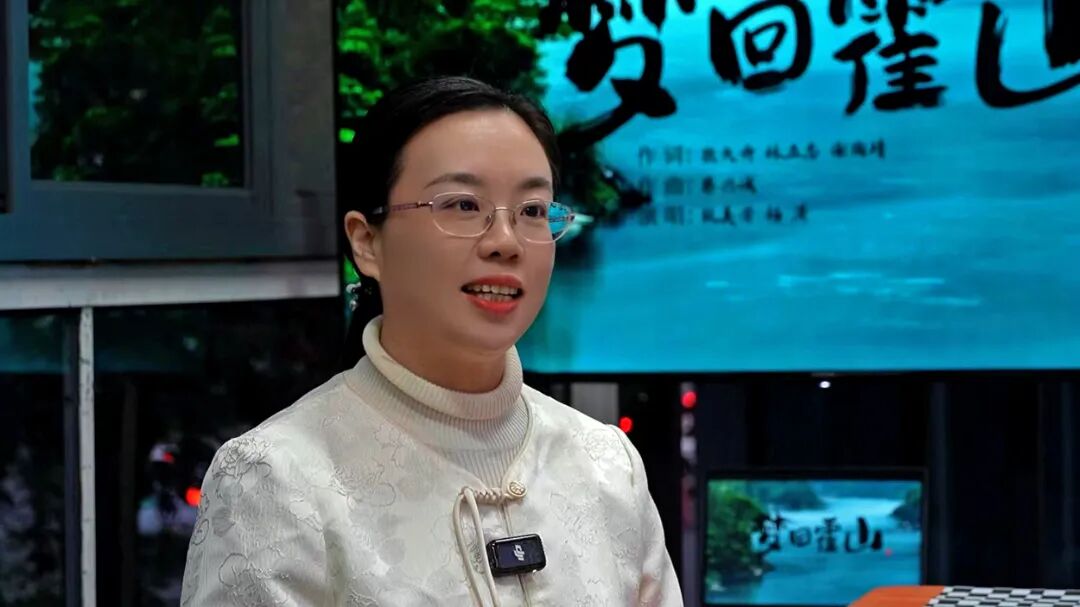 聚焦两会·委员风采 | 谢陶靖：让文化点亮乡土 以科技连接未来