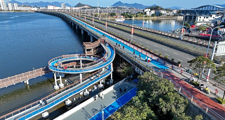 宁德城区这一旋转楼梯即将亮相