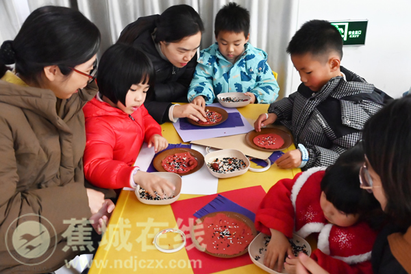绘本里的腊八粥 小手捏出文化味