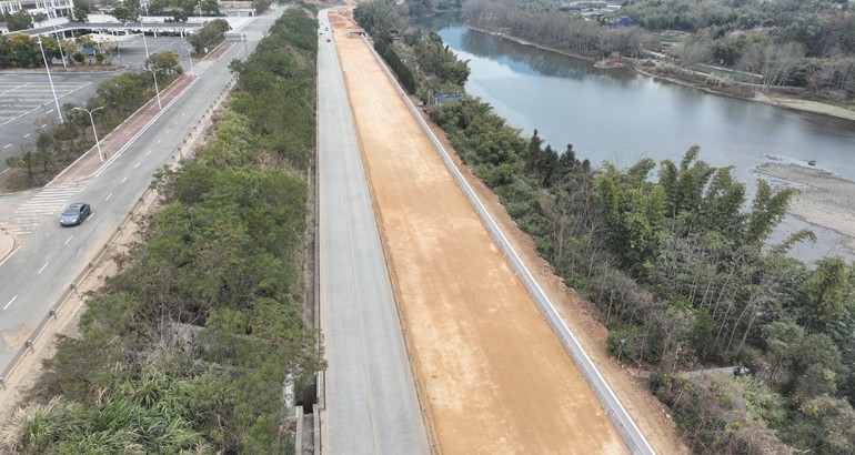宁东高速—衢宁铁路段公路工程攻坚正酣