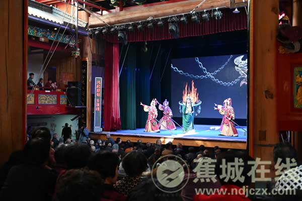 闽腔绕古祠 文脉润乡心