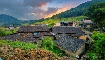 白鹤岭上有叶厝