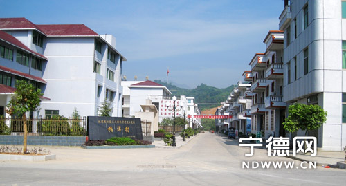 今年去世的明星_明星村今年人均收入