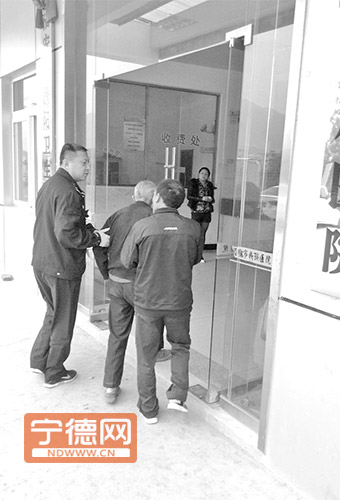 福安穆云古稀老人步行突然眩晕倒地--宁德蕉城